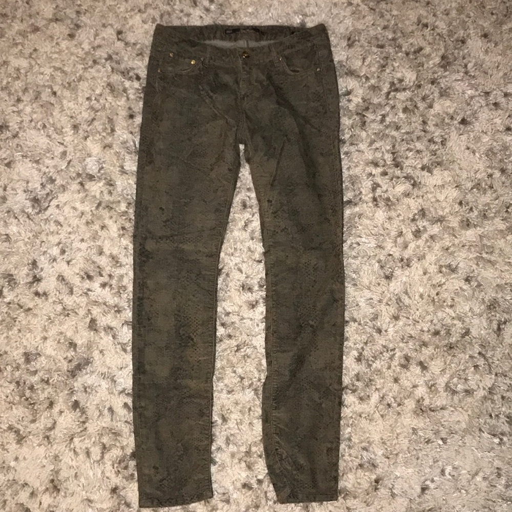 Zara Woman Snakeskin Print Corduroy Slim Fit Pants